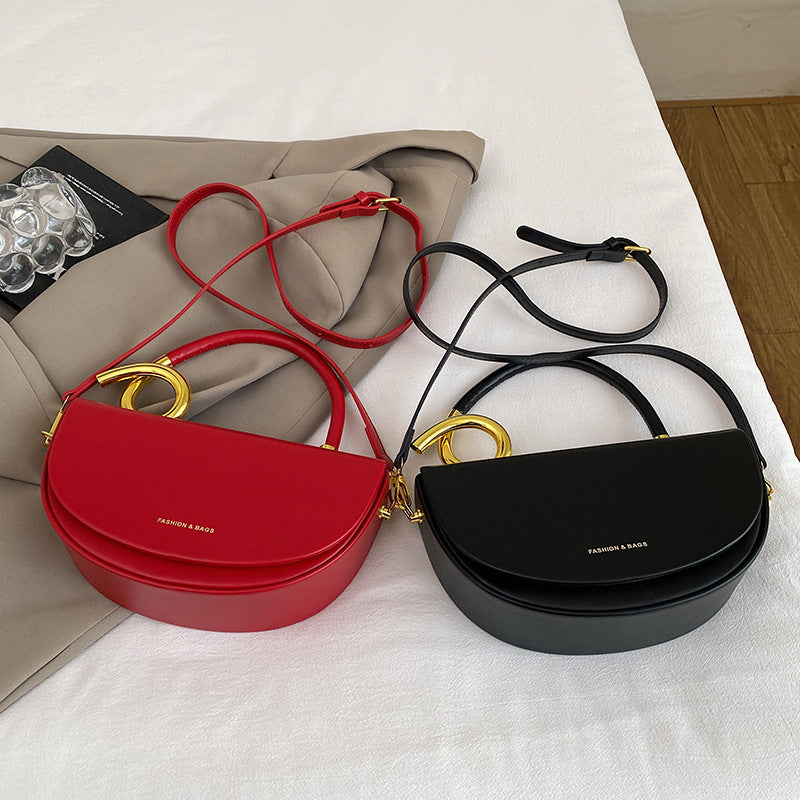 Women's Fashion Trendy Saddle Texture Underarm Leisure Shoulder Bags
