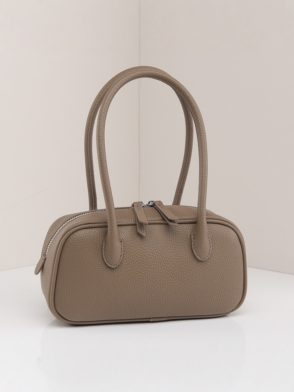Innovative Women's Fashion Simple Temperament Pillow Women's Handbag