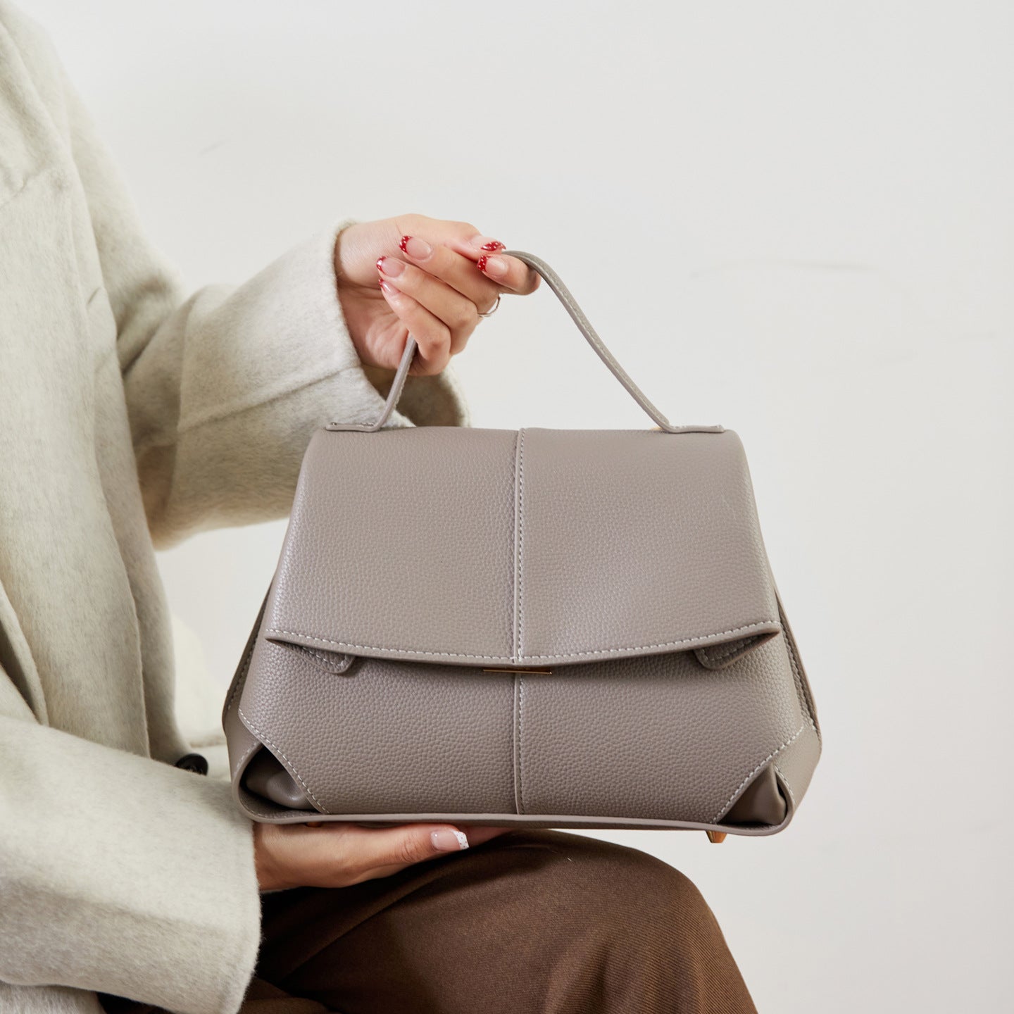 Women's Leather Lychee Pattern Cowhide Light Luxury Commuter Bags
