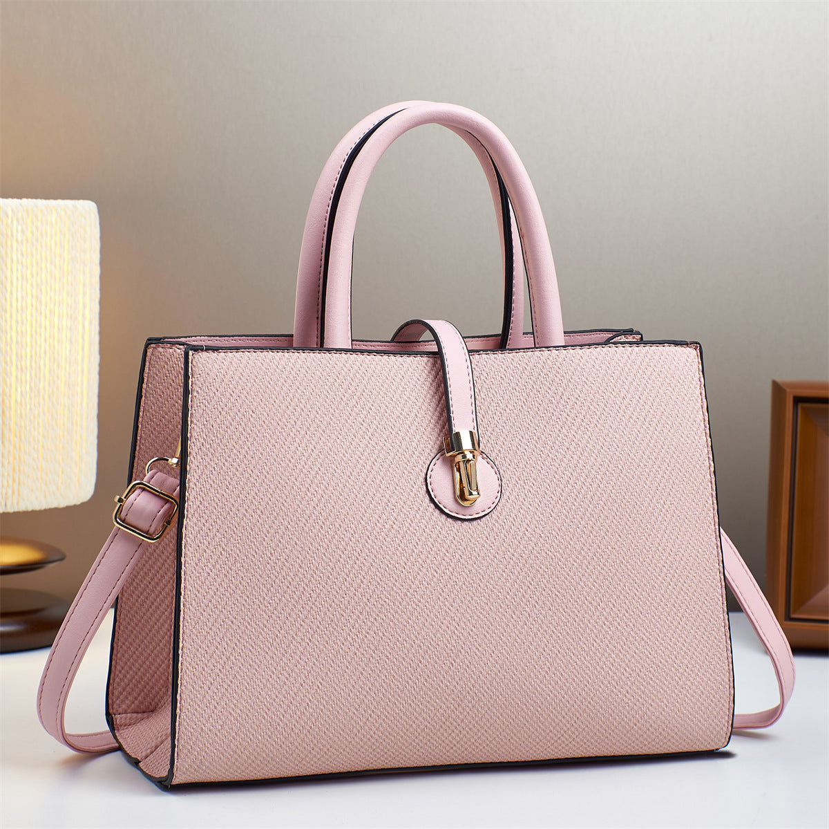 Women's Macaron Fashion Striped Minimalist Wait See Women's Shoulder Bag