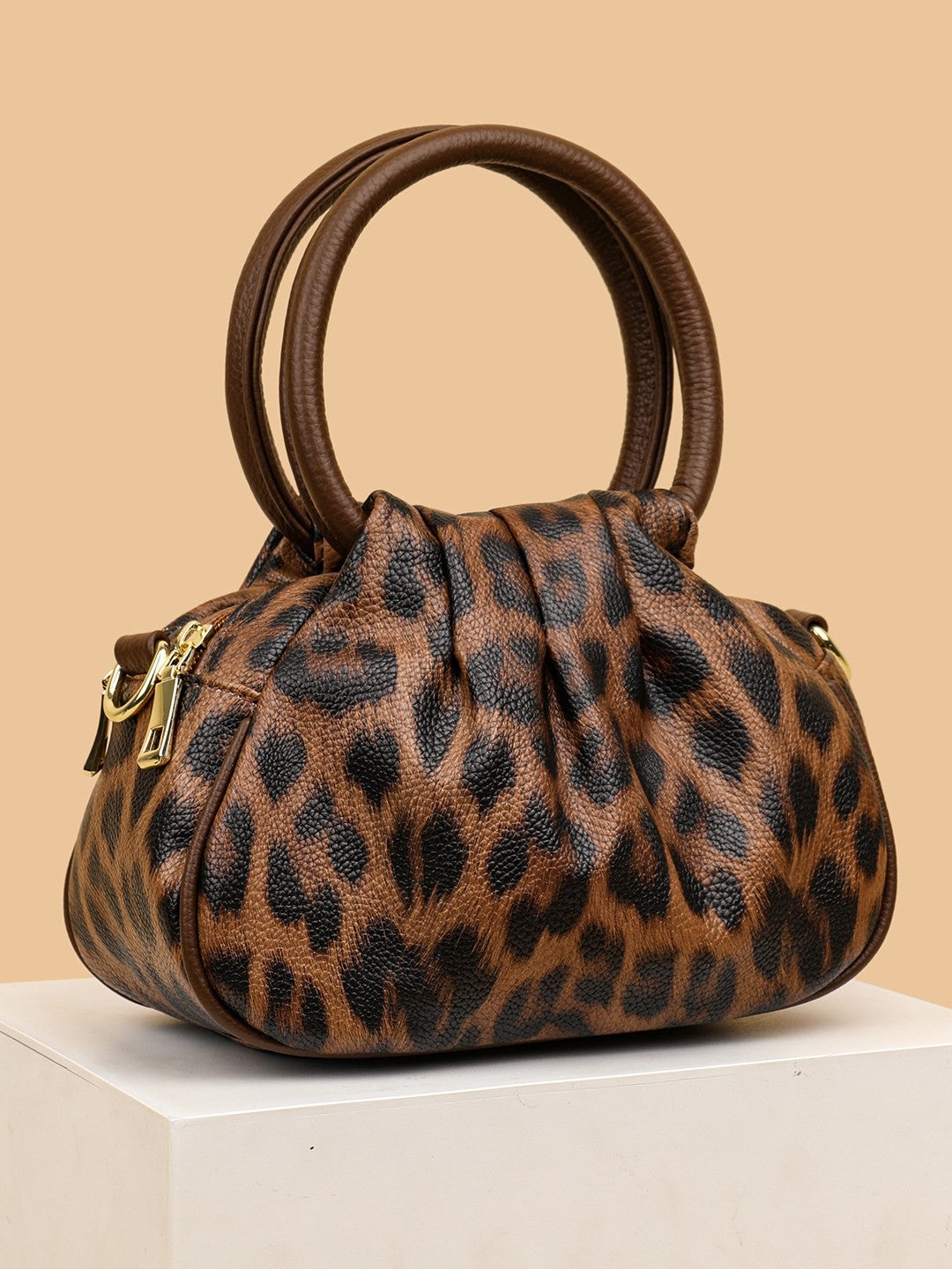 Women's Leopard Print Large Capacity Pleated Cloud Women's Handbag