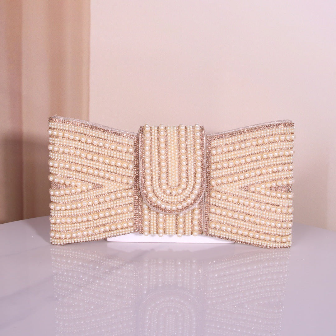 Women's Fashion Butterfly Pearl Hand-held Diamond Lady Banquet Dinner Bag