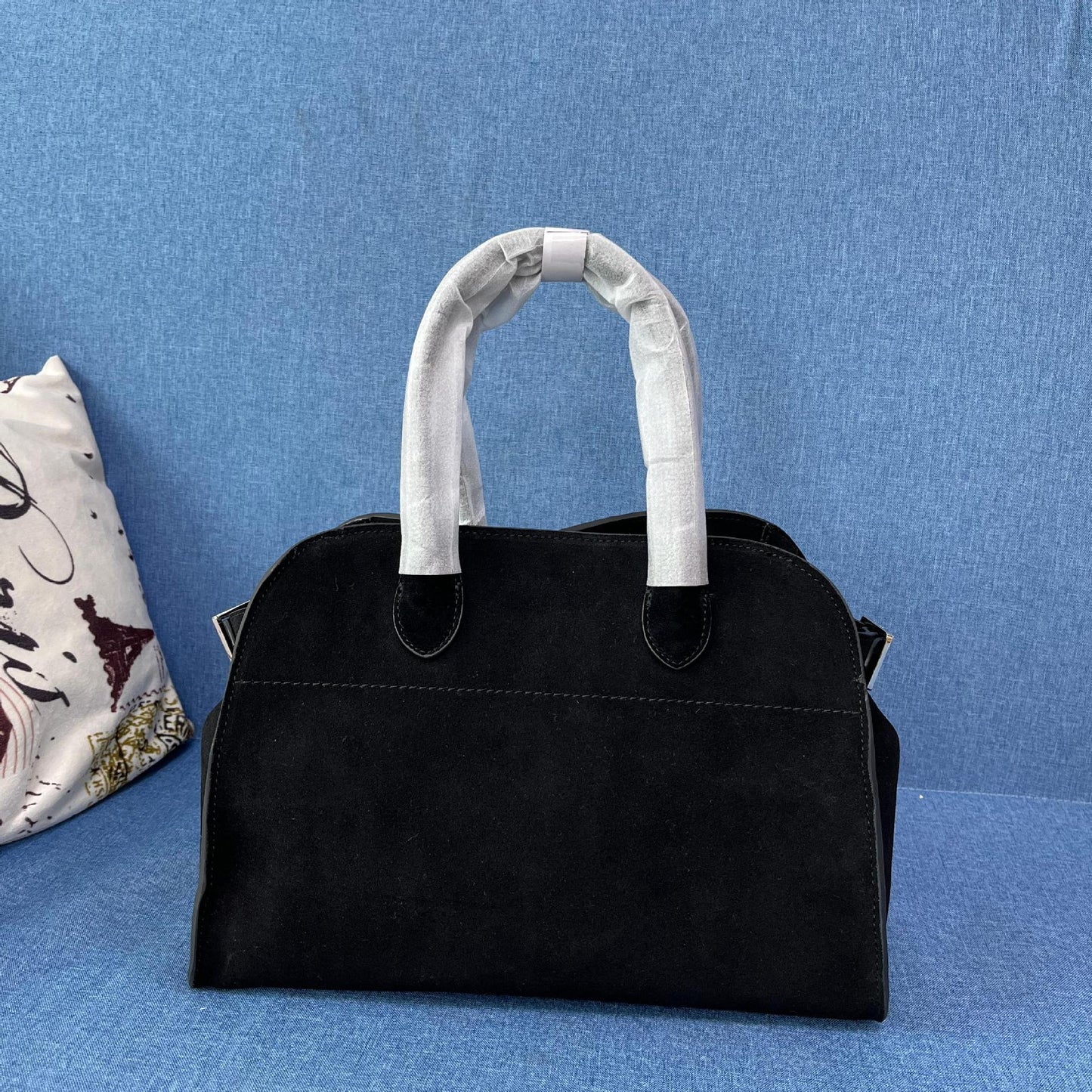 Beautiful Cowhide Leather Minimalist Large Capacity Tote Bags