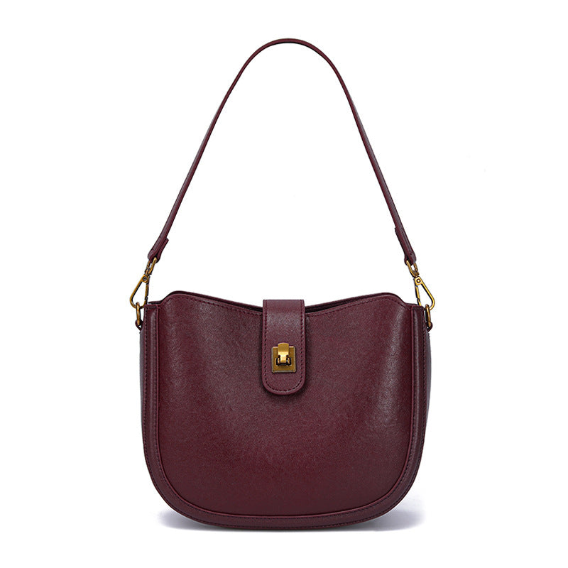 Women's Temperament Trend Cowhide Saddle Fashion Commuter Women's Messenger Bag