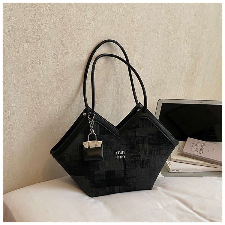 Women's Capacity Commuter Fashion High Sense Korean Women's Shoulder Bag