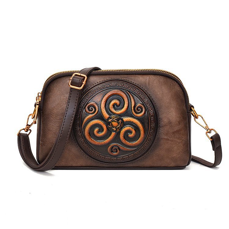 Women's Embossed Shell Fashionable Retro Commuter Personality Women's Messenger Bag