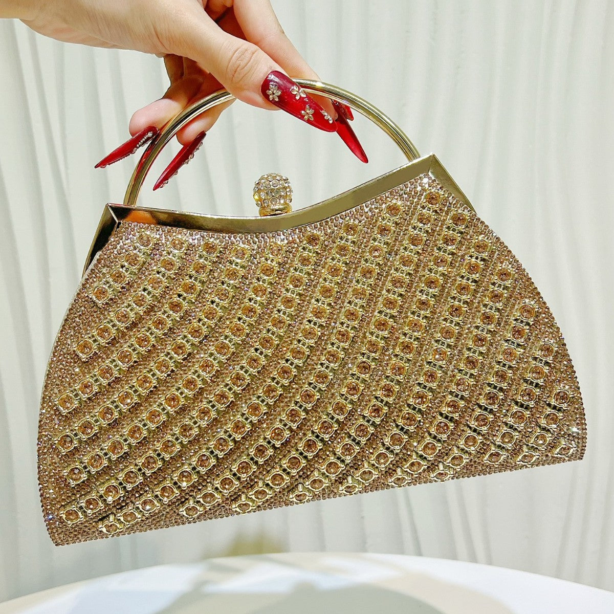 Fashion Creative Classy Women's Pleated Banquet Dinner Bag