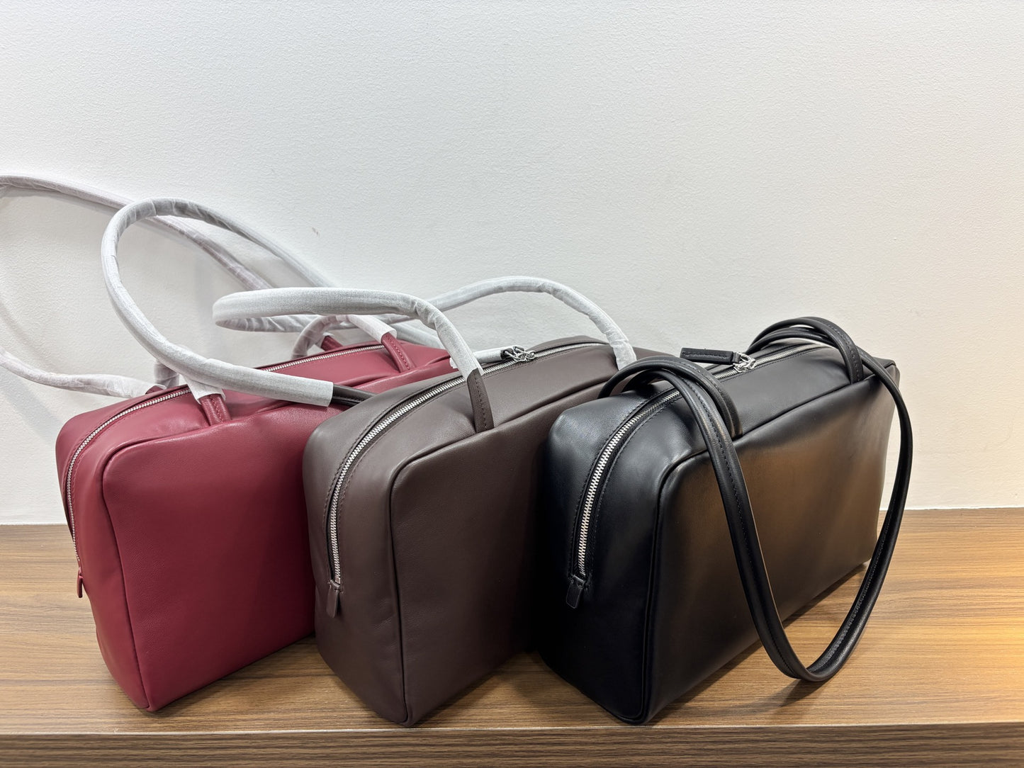 Women's Style Large Capacity Boston High-grade Top Layer Women's Shoulder Bag