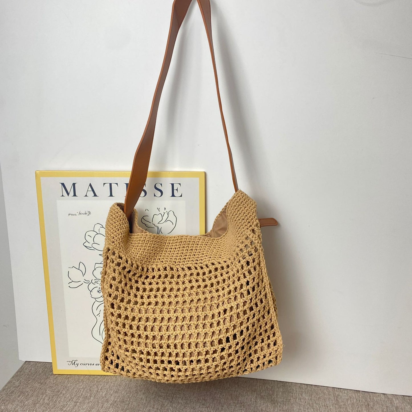Women's Artistic Lazy Sense Weaving Hollow Large Women's Shoulder Bag