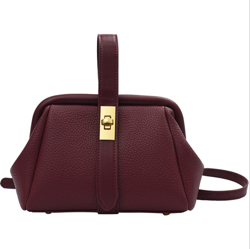 Female Trendy Fashionable Stylish Texture Elegant Handbags