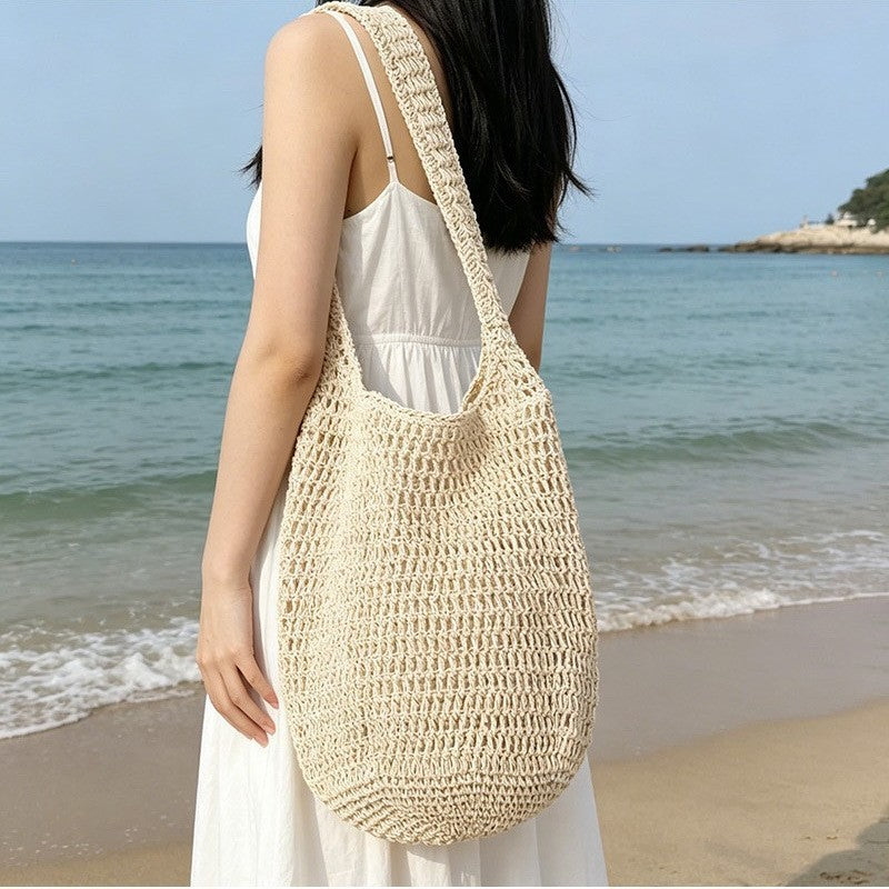 Fashion One Straw Lazy Hollow Woven Seaside Vacation Women's Shoulder Bag
