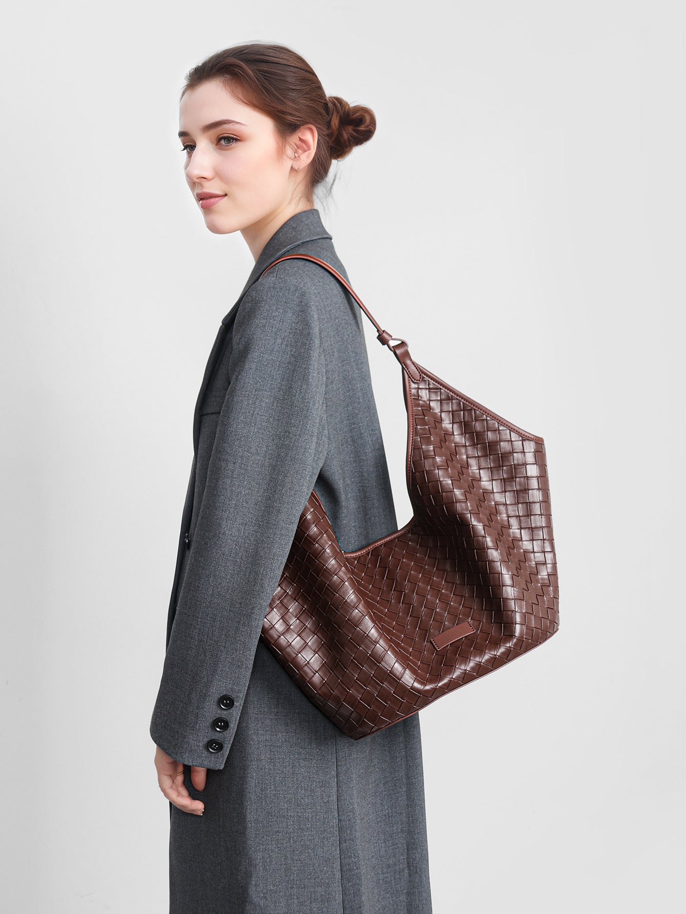 Genuine Large Capacity Female Fashionable Stylish Cowhide Woven Pattern Class Women's Leather Bag