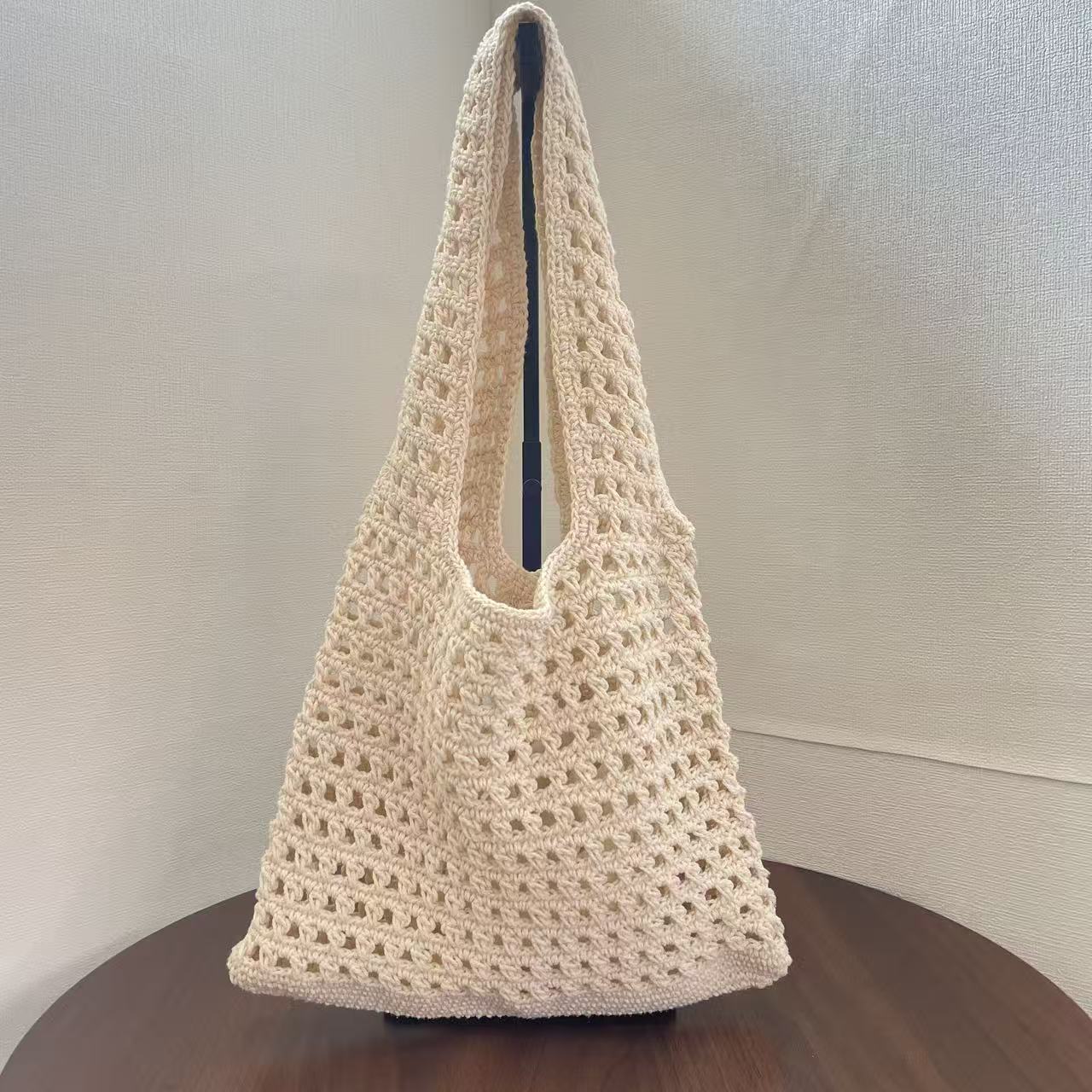 Women's Commuter Woven Hollow Out Knitted Mesh Beach Bags