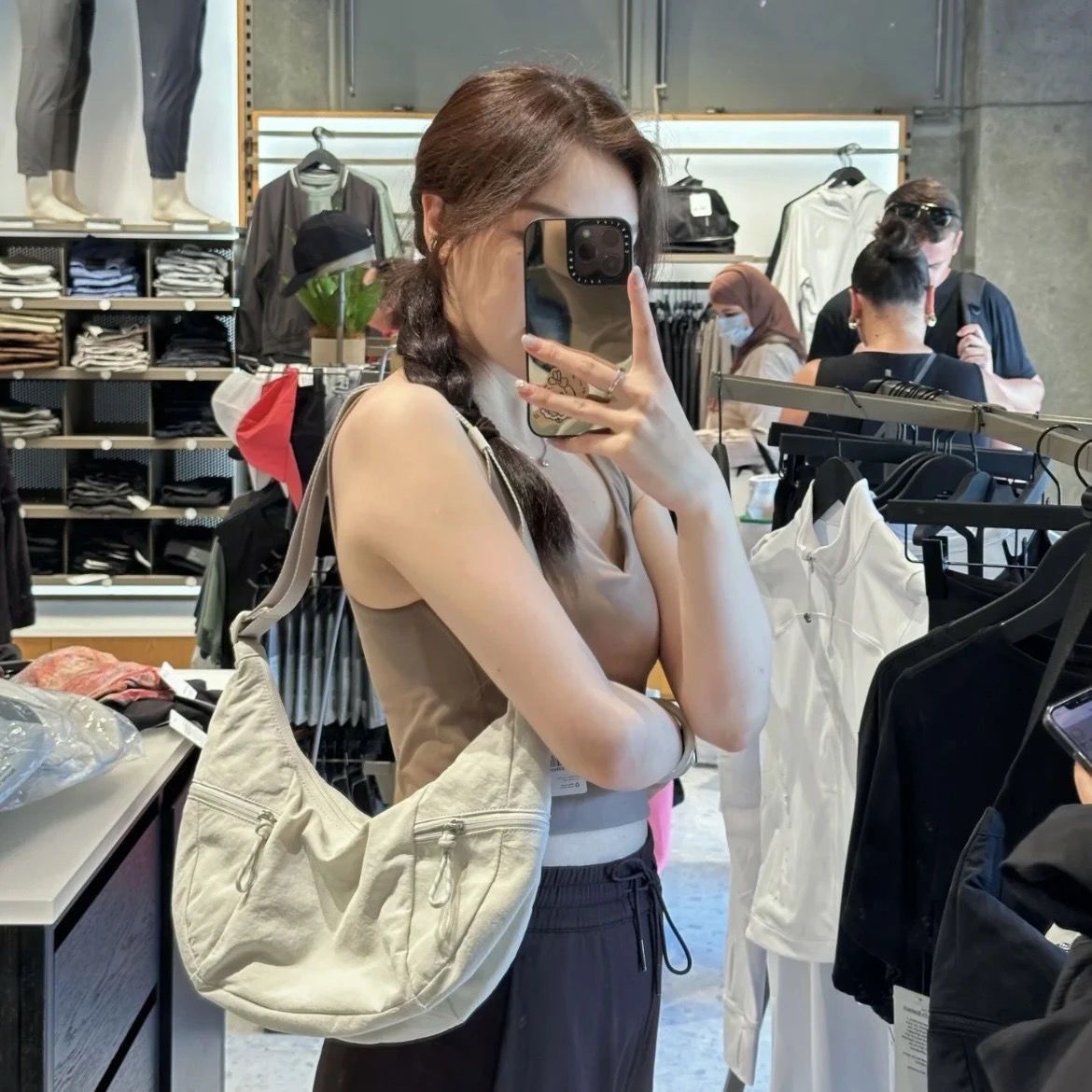 Elegant Croissant Single Fitness Large Capacity Sports Satchel, Hanging Bag