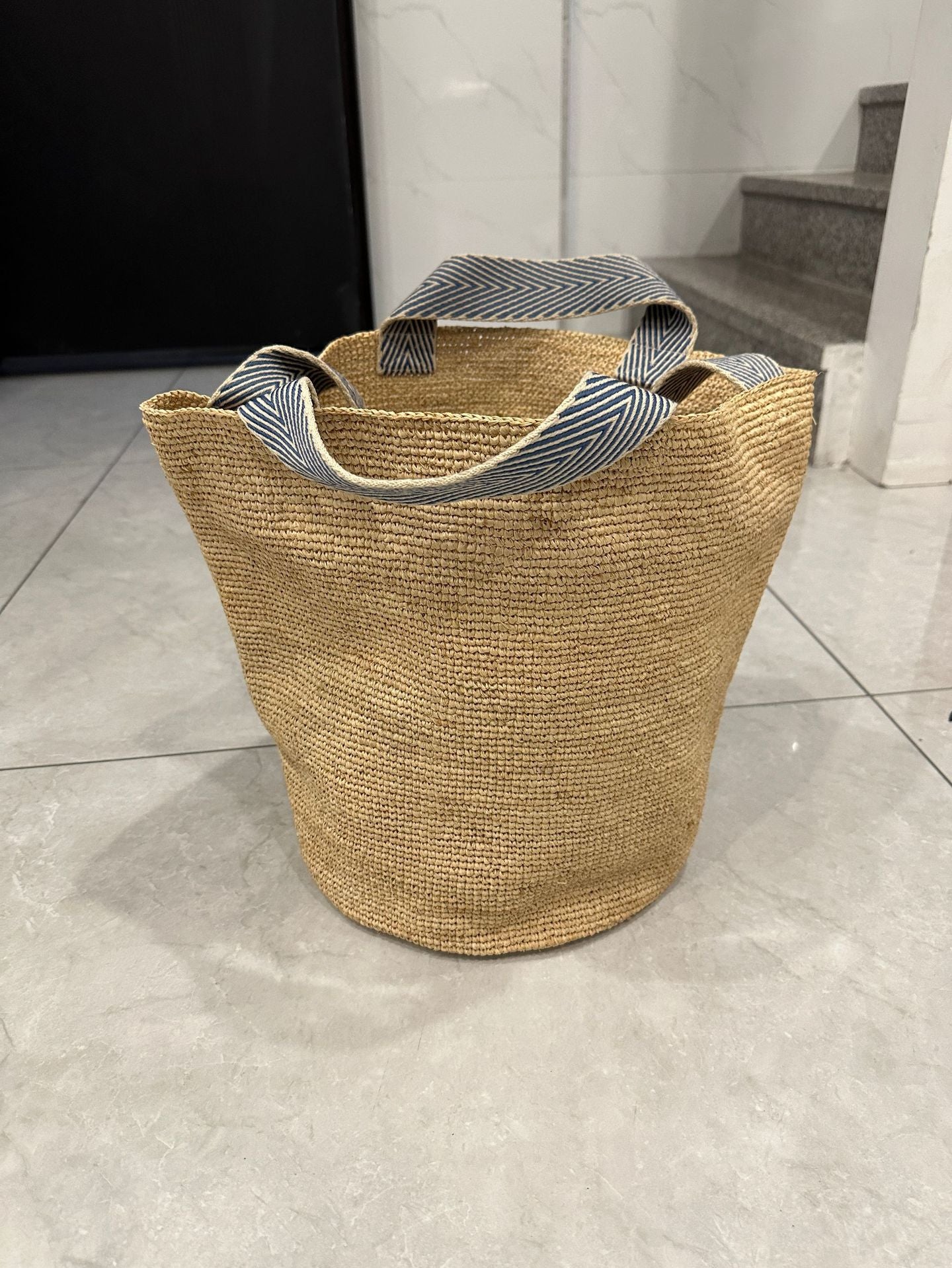 Women's Capacity Straw Hand Crocheting Raffia Vacation Women's Messenger Bag