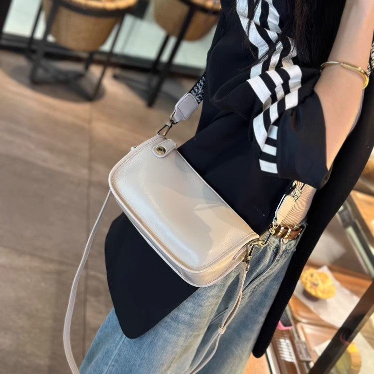 Women's Popular Leather White Summer High Sense Niche Small Square Bag
