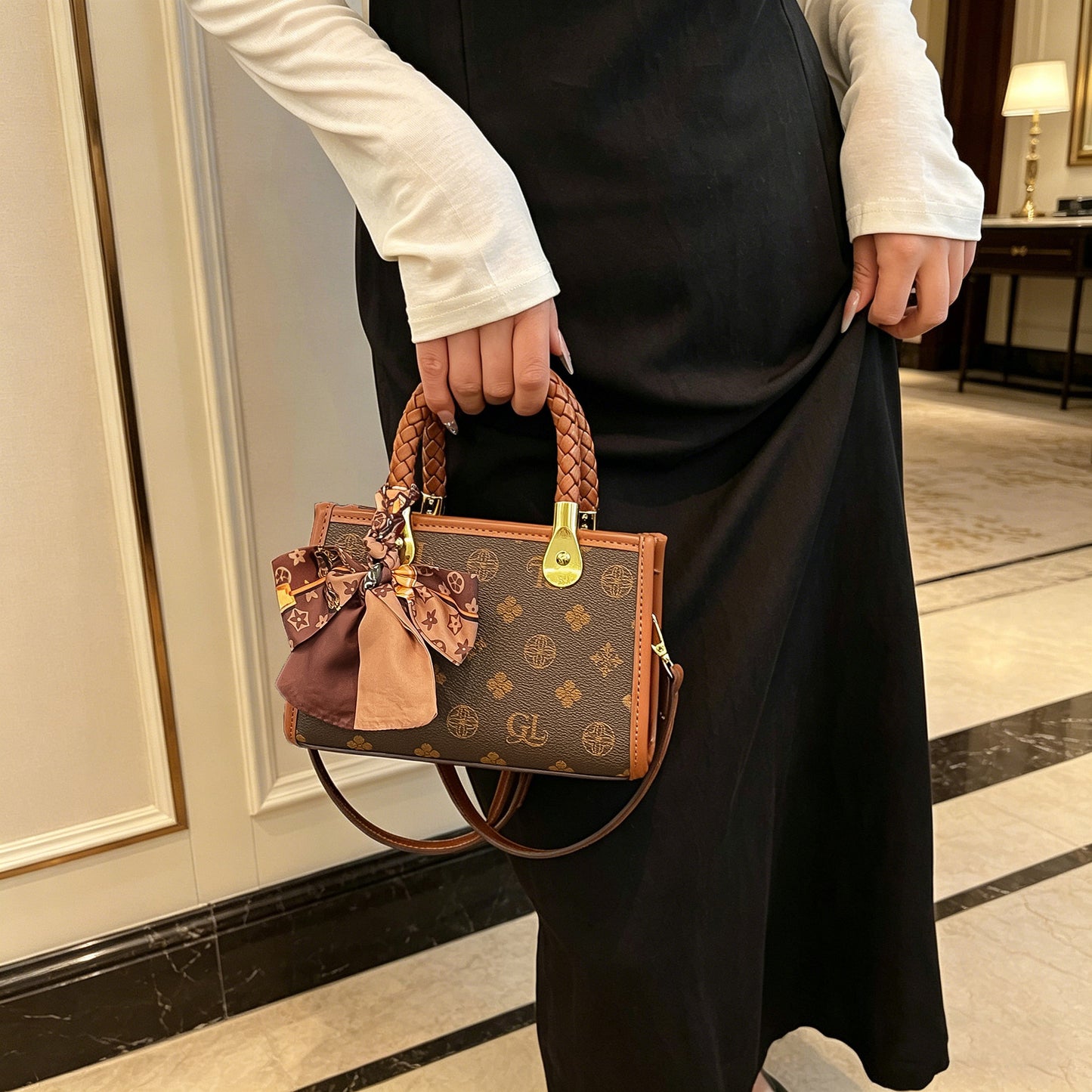 Women's Style High-grade Bow Light Luxury Minority Bags