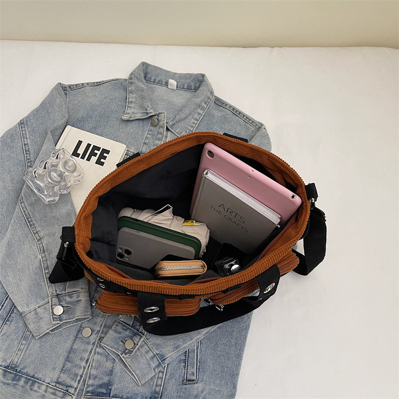 Women's Punk Large Capacity Rivet Commuter Women's Shoulder Bag