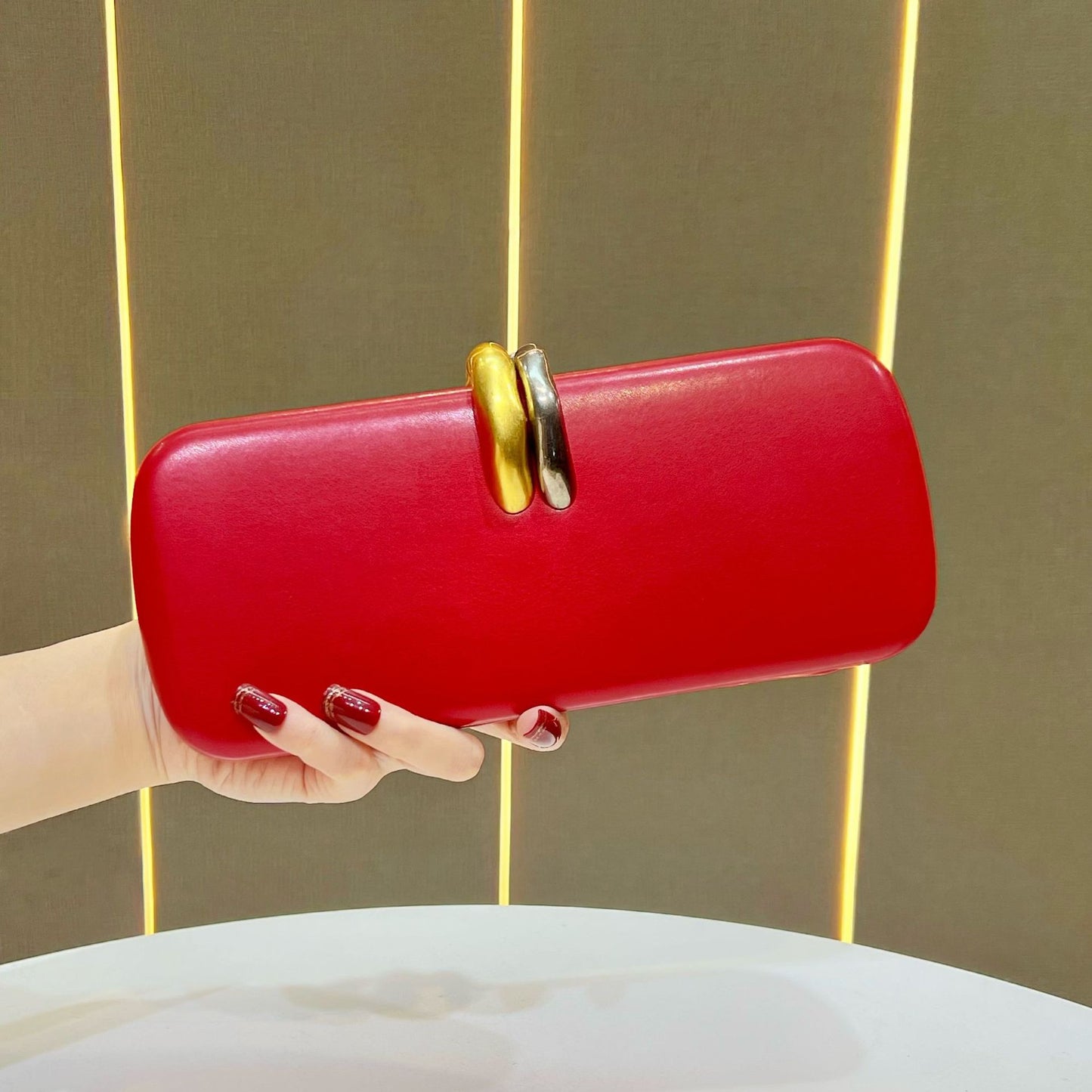 Women's Fashion Chain Clutch Party High-grade Handbags