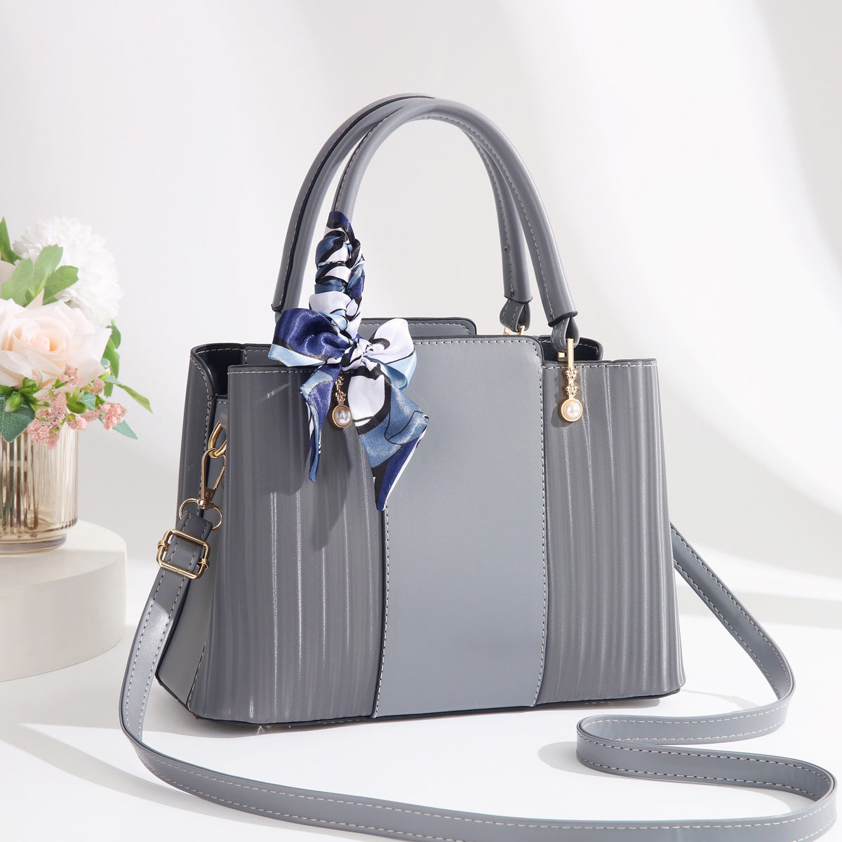Women's Popular Fashion High Sense Trend Large Capacity Men's Bags