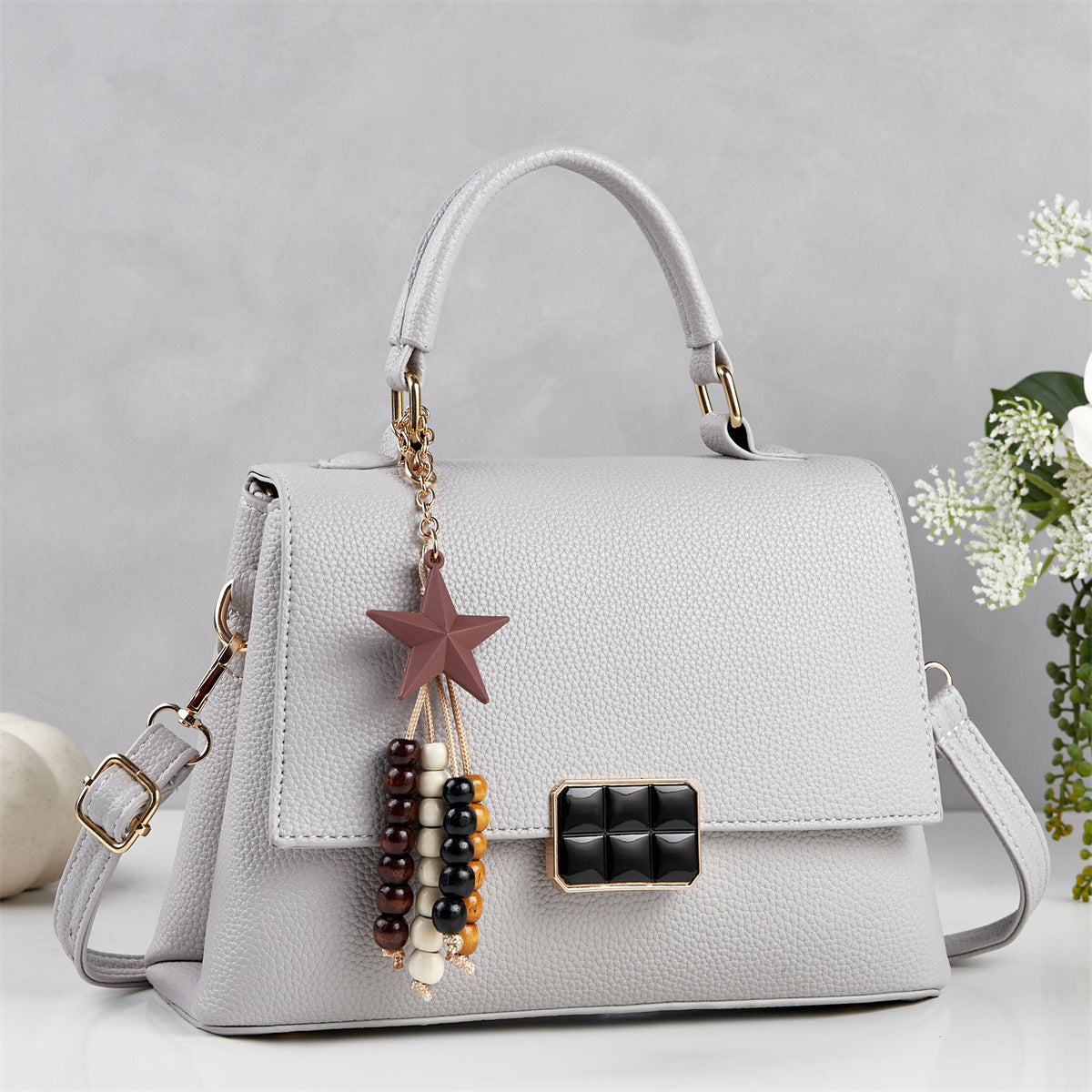 Women's Fashionable Light Luxury Minority Underarm Super Bags