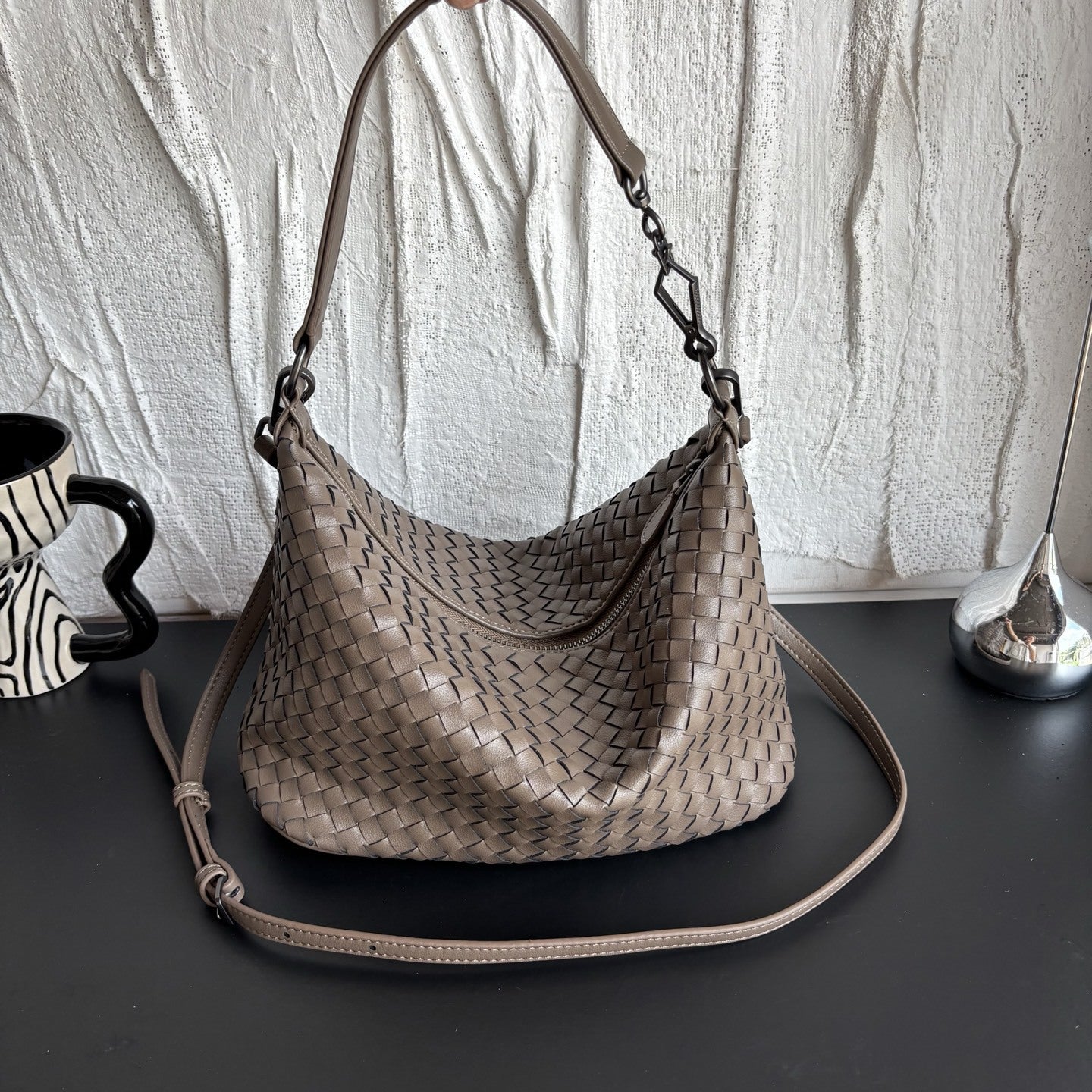 Women's Leather Weave Lunch Box Portable Underarm Dog Walking Large Bags