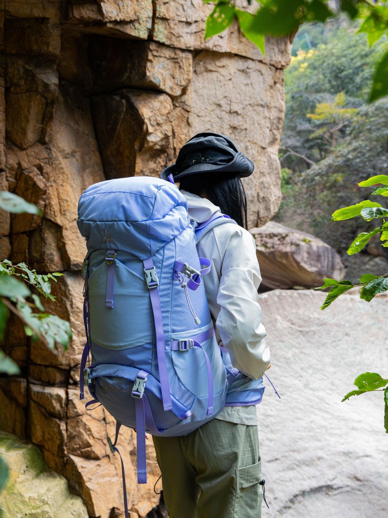 Camping Large Capacity Adjustable Strap Top Mountain Climbing, Hiking Bag
