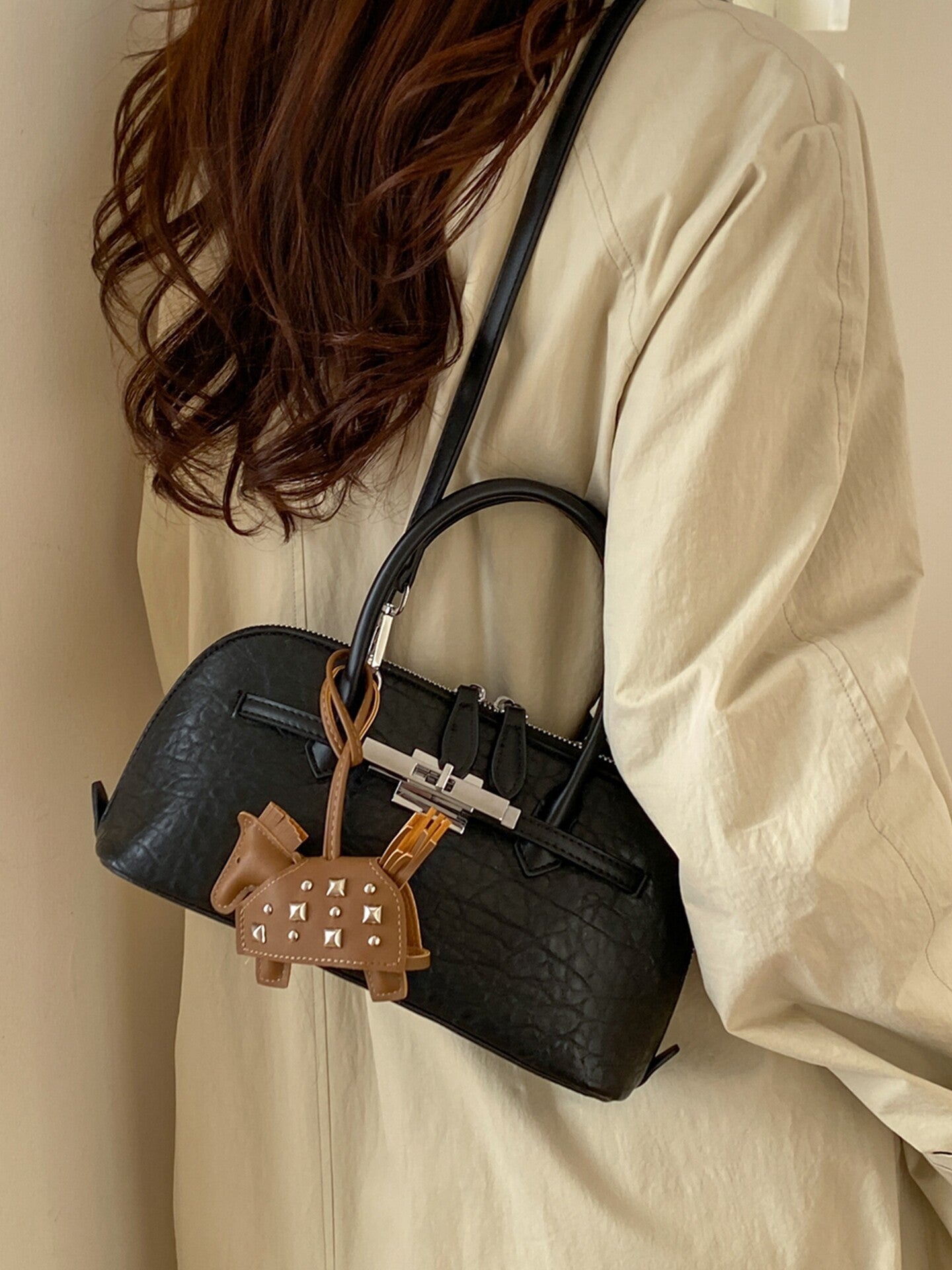 Unique Shell Fashion High Sense Design Women's Shoulder Bag
