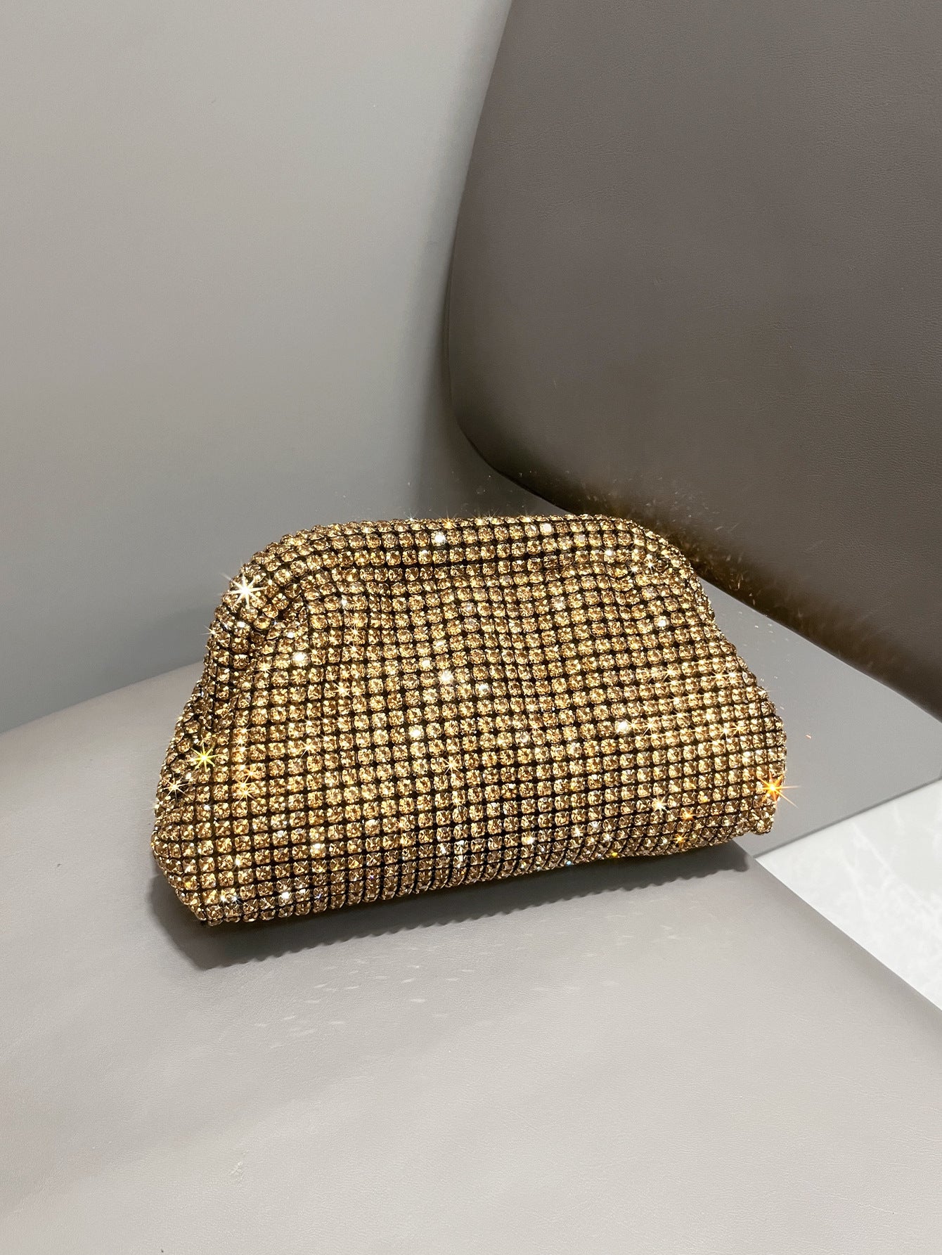 Women's Shiny Rhinestone Clutch Designer Chain Clip Dinner Bag
