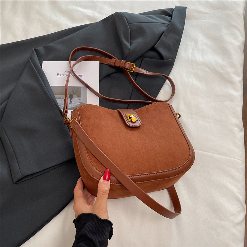 Women's Design Fashion Saddle Retro High-grade Women's Shoulder Bag