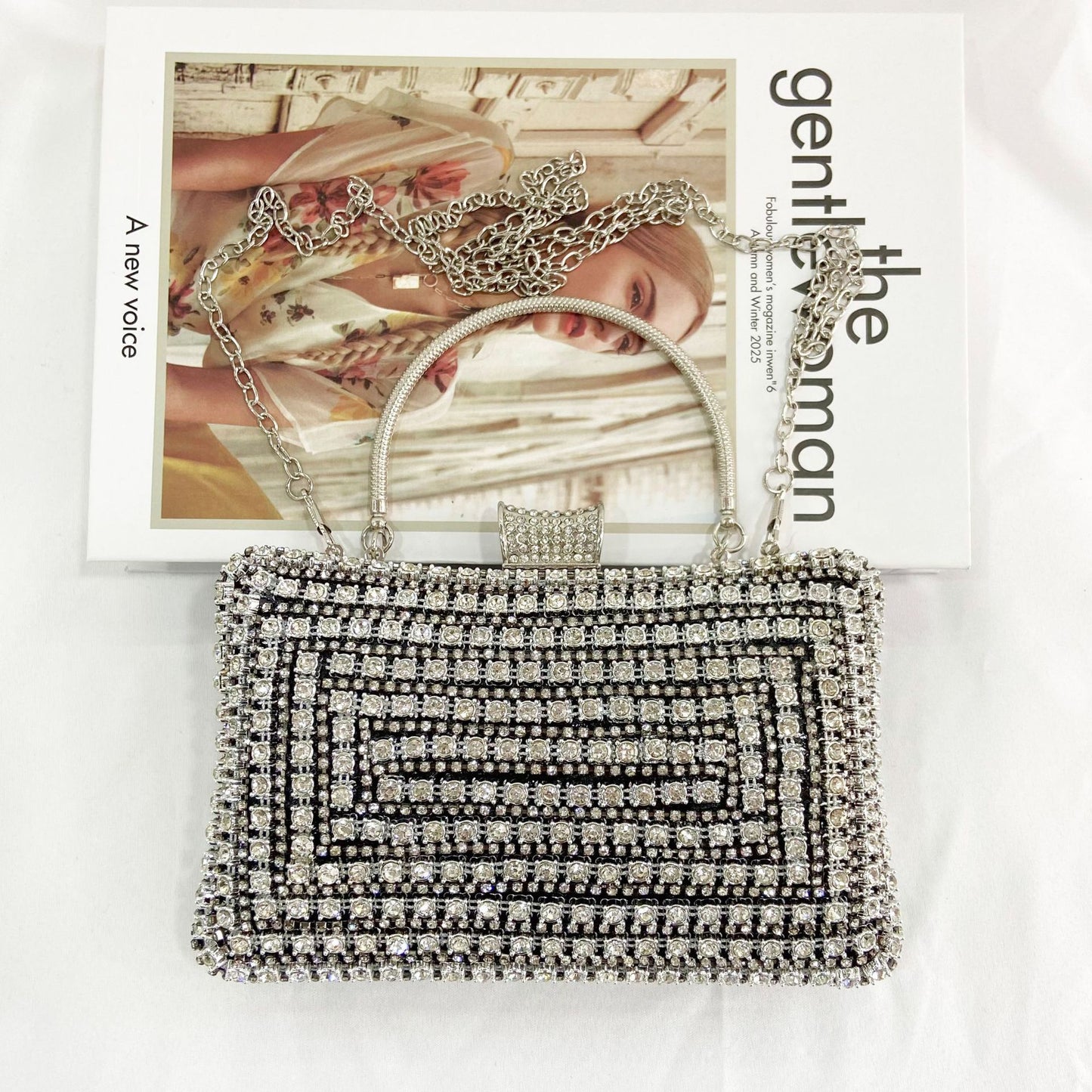Million Diamond Studded Hand Banquet Fashion Chain Portable Cheongsam Dinner Bag