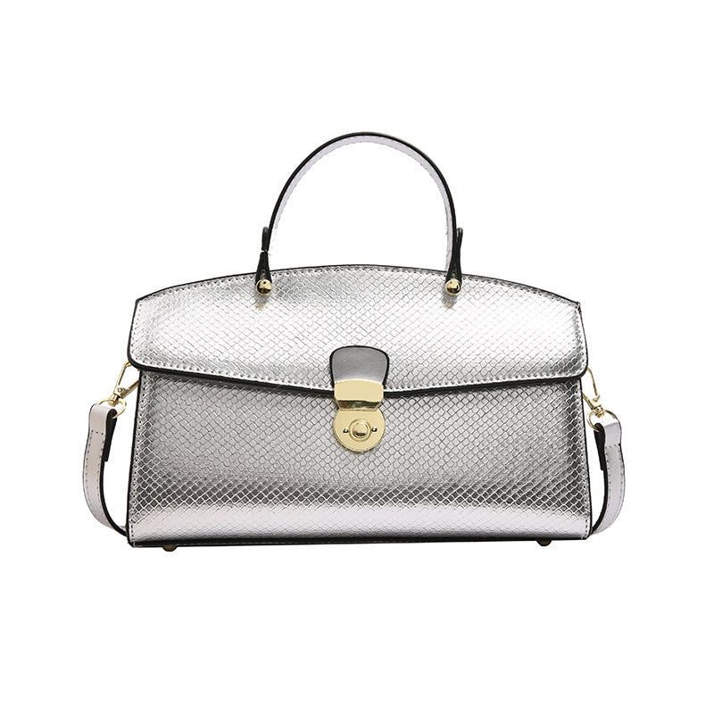 Stylish Women's Large Capacity Fashion Retro Handbags