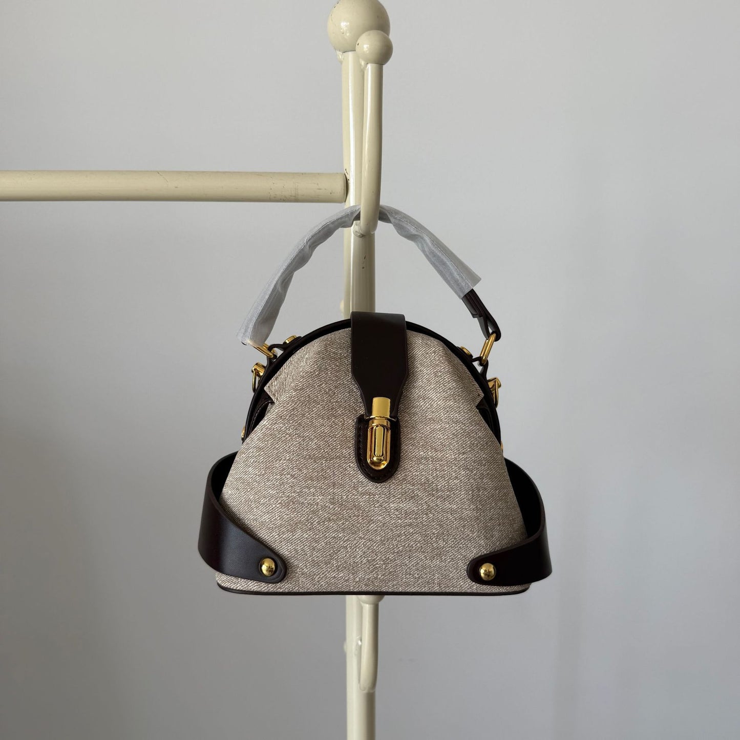 Women's High-grade Fashion Portable Simple Textured Women's Messenger Bag