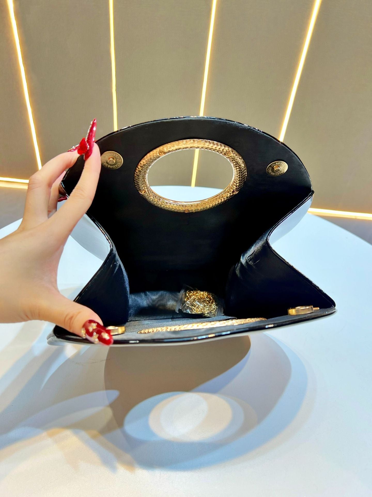 Versatile Women's Carrying Clutch High Sense Dinner Bag