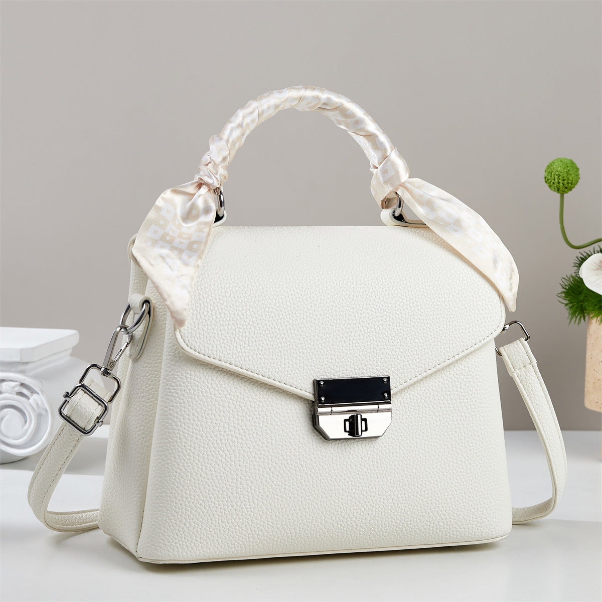 Women's Retro Easy Matching Style Fashionable Top Women's Handbag
