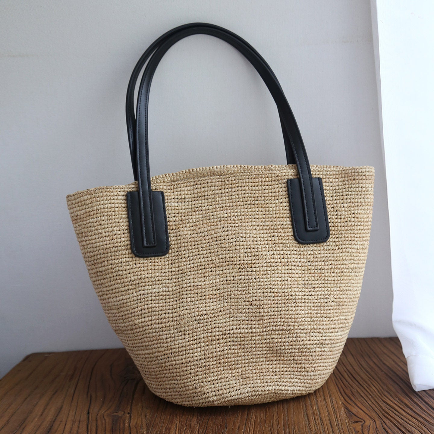 Women's Real Cow Natural Raffia Hand Crocheting Straw Seaside Vacation Style Bags