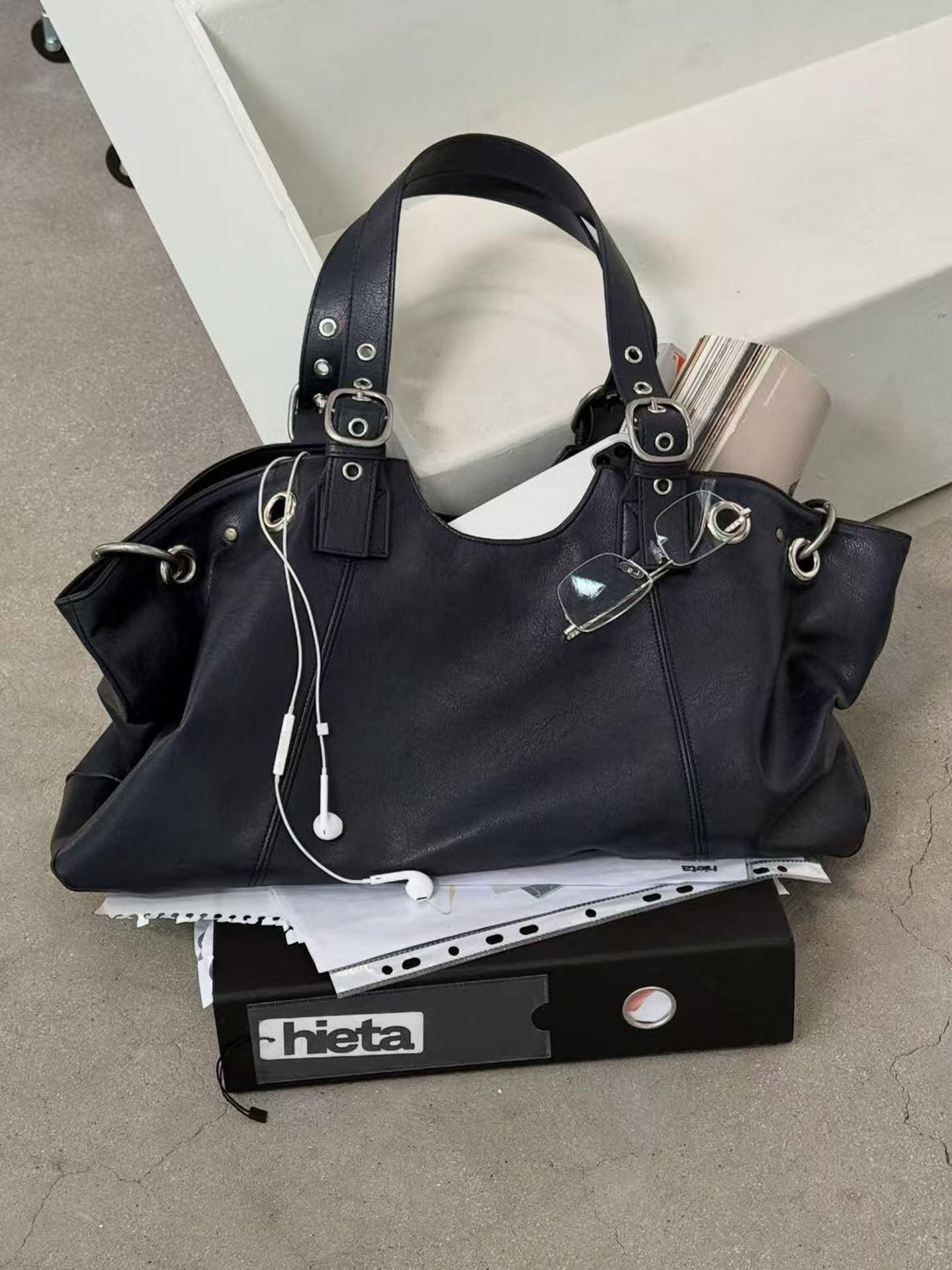 Women's Korean Style Large Capacity Commuter High-grade Sweet Cool Hot Shoulder Bags