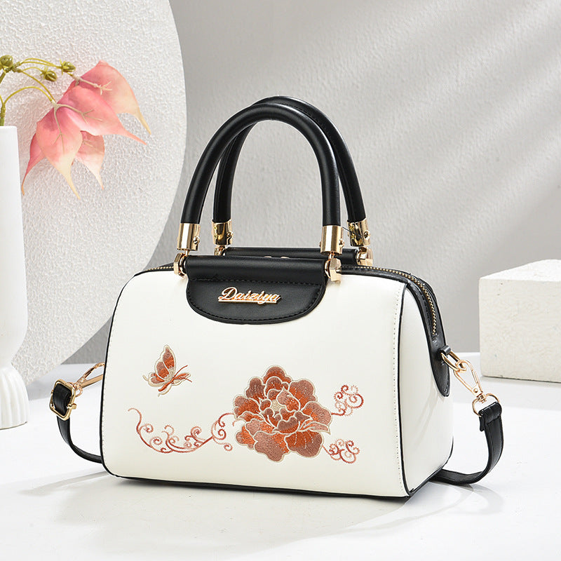 Women's Embroidered To Give Mom Large Capacity Fashion National Women's Shoulder Bag