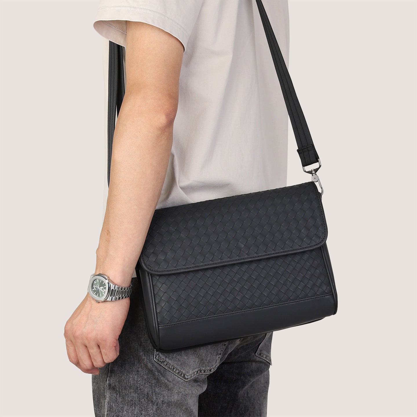 Men's Hand-woven Business Waxing Classic Fashion Portable Men's Shoulder Bag