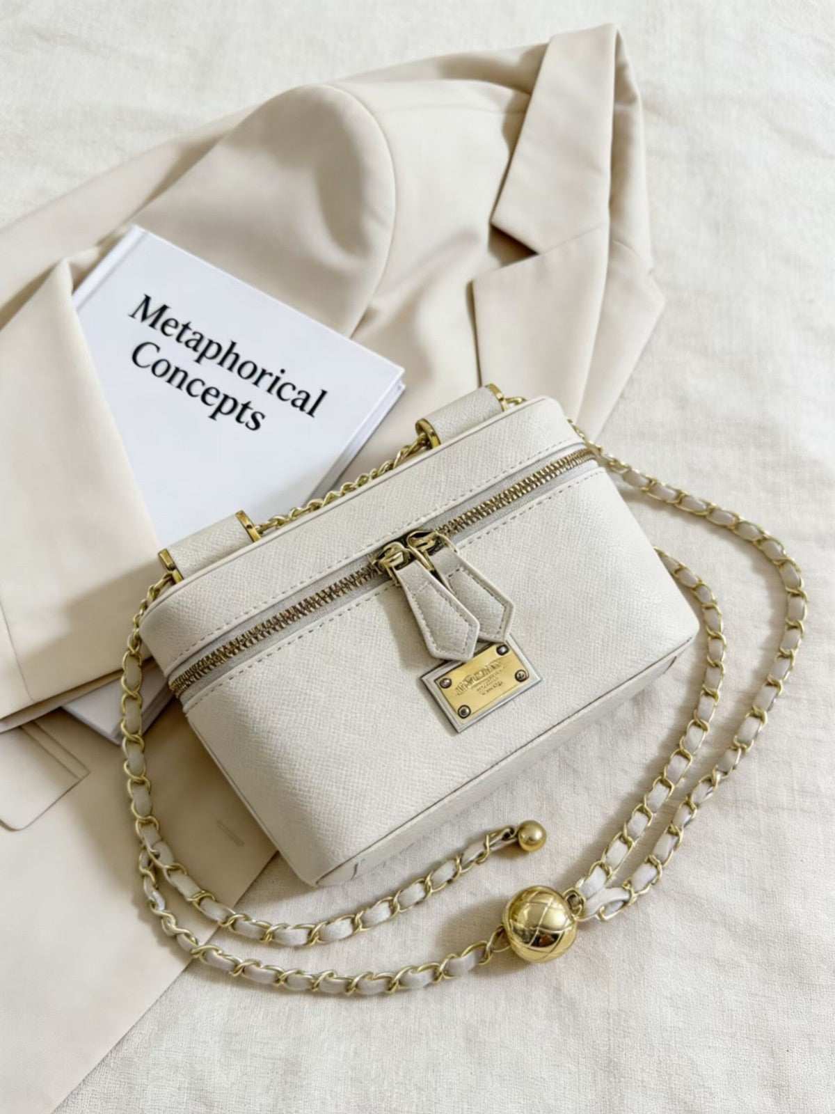 Ball Adjustable Strap Affordable Luxury Style Women's Messenger Bag