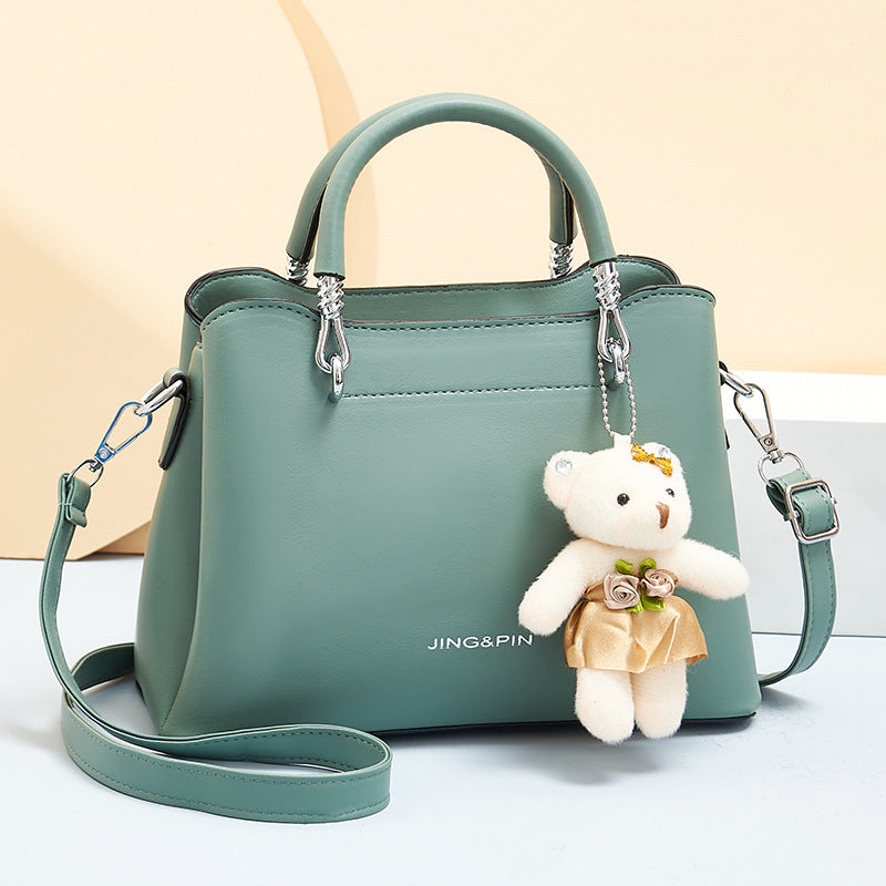 Women's Fashion Large Capacity Soft Leather Bear Women's Shoulder Bag