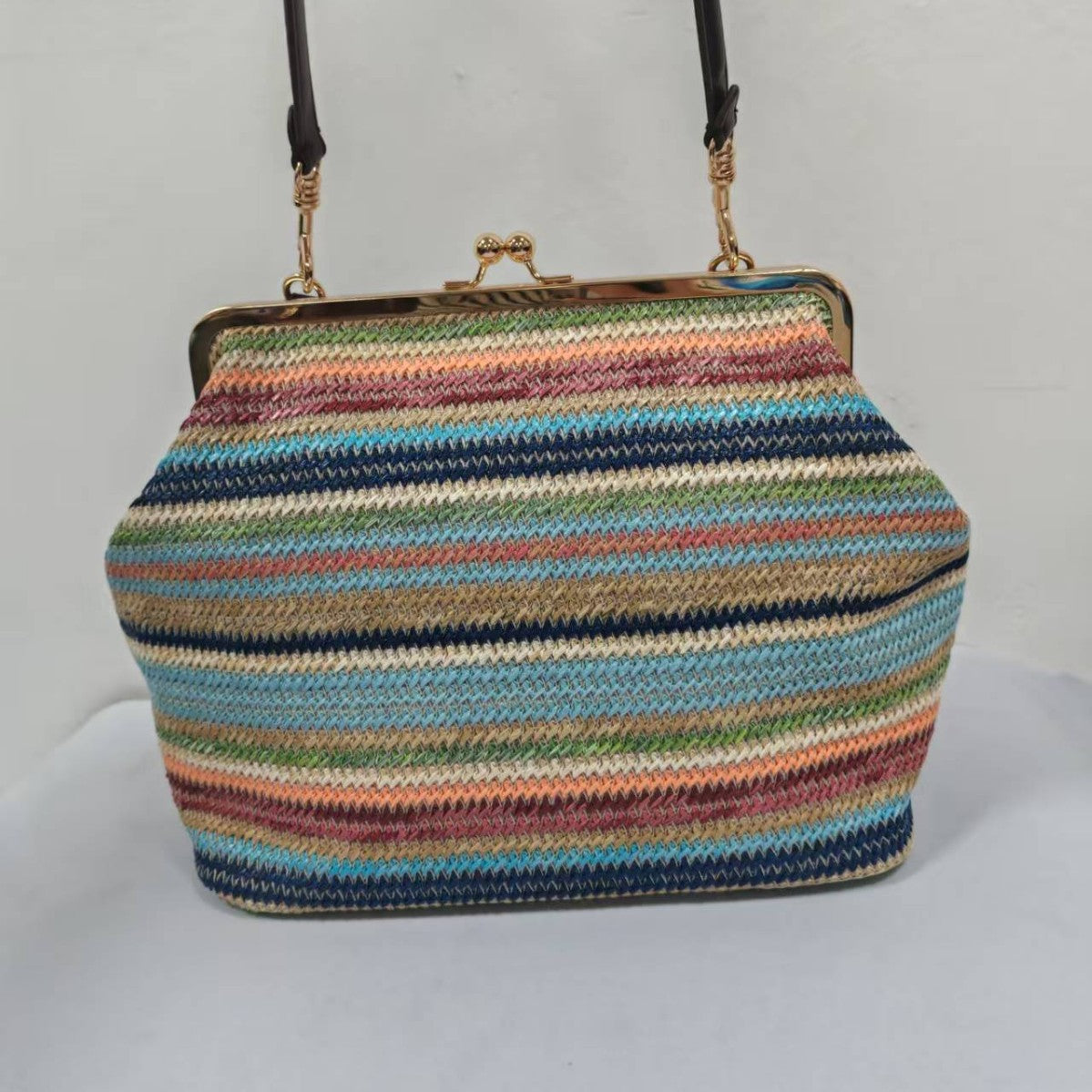 Women's Luxury Minority Design Clip Fashion Large Capacity Straw Handbags