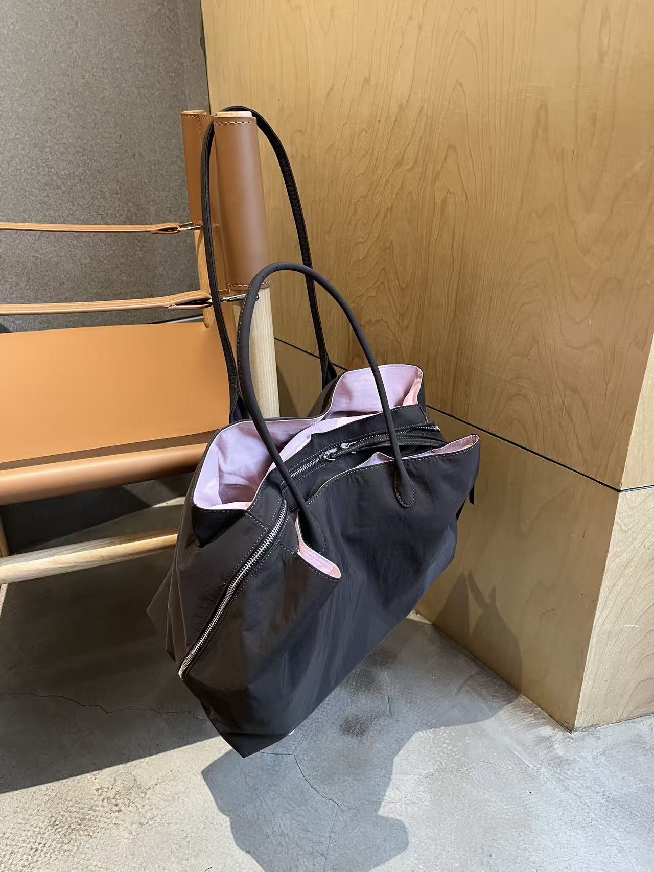 Women's Nylon Cloth Commuter Computer Simple Large Tote Bag