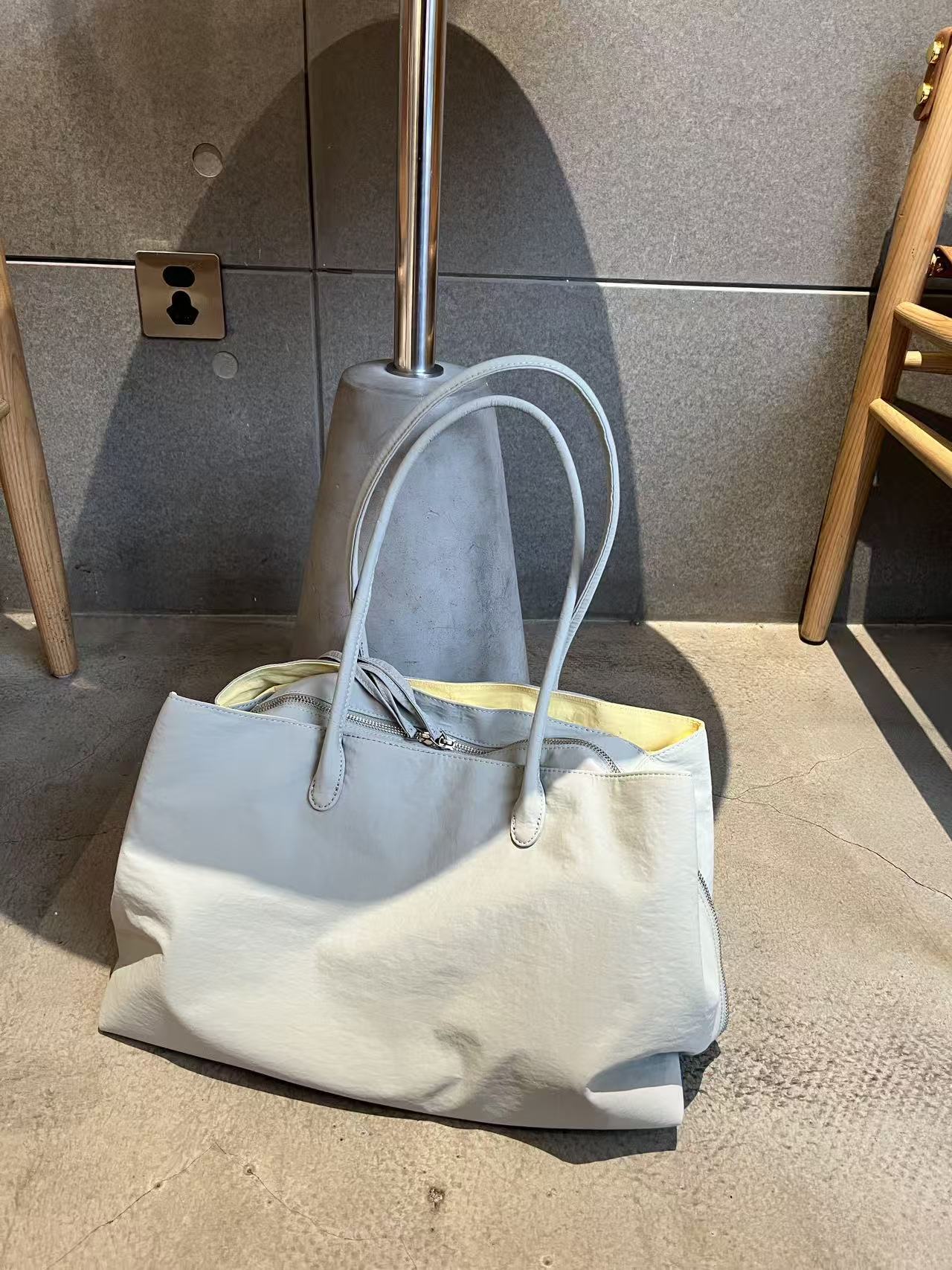 Women's Nylon Cloth Commuter Computer Simple Large Tote Bag
