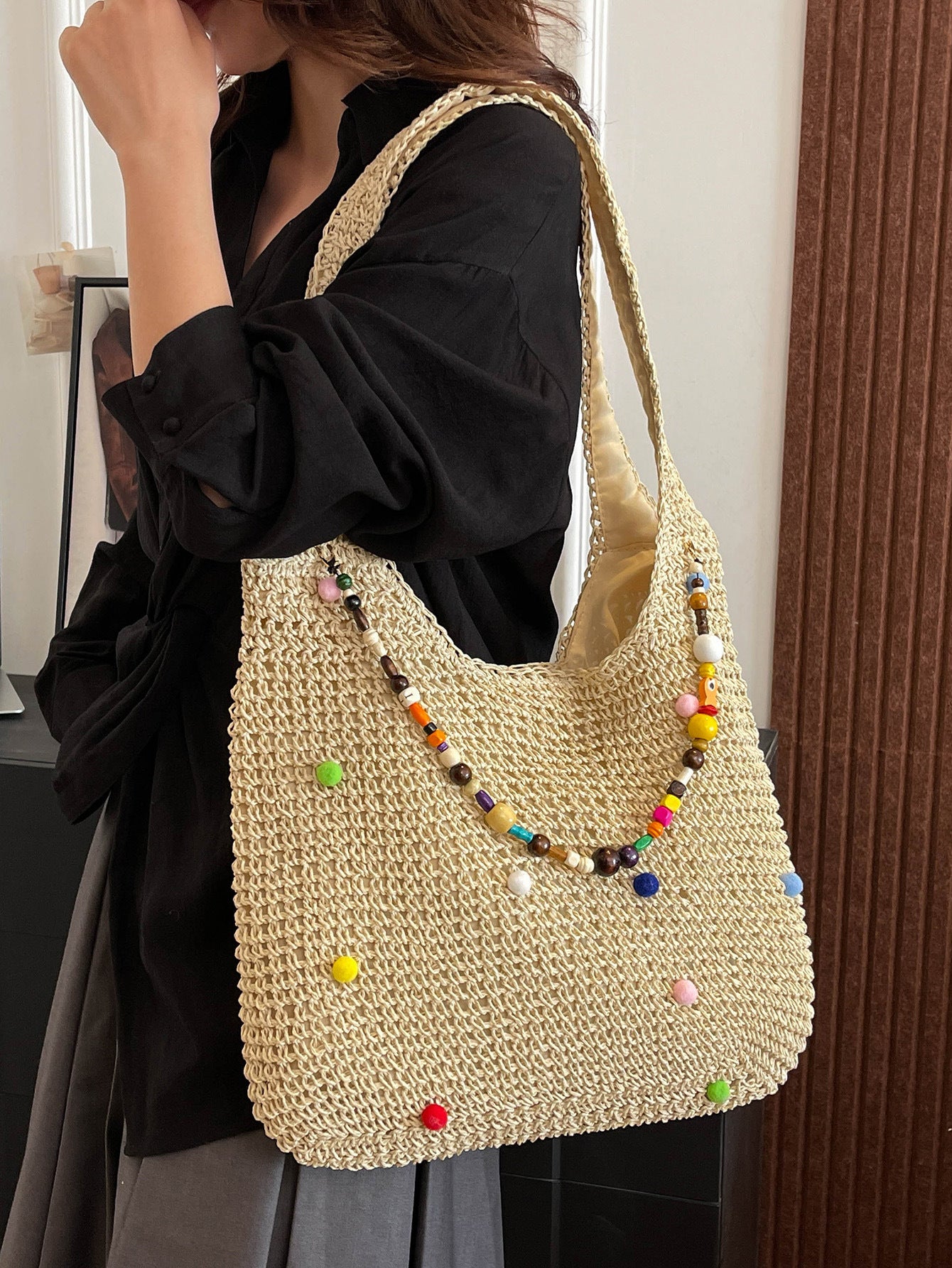 Women's Seaside Holiday Straw Woven Colorful Fur Ball Women's Shoulder Bag