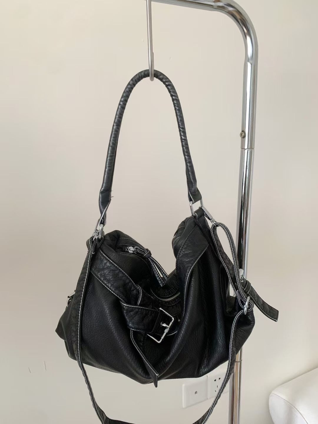 Capacity Soft Leather Retro Underarm Lazy Hot Women's Shoulder Bag