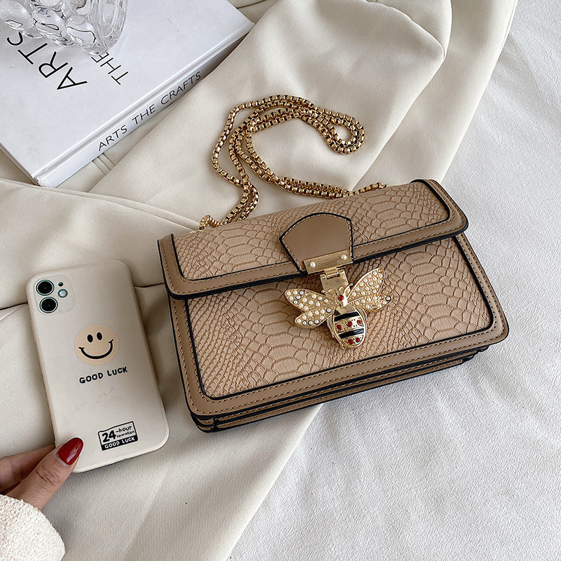 Women's Fashionable Retro Chain Western Style Advanced Shoulder Bags