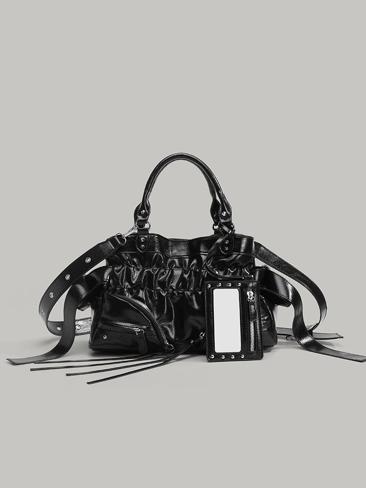 Women's Retro Sweet Cool Hot Style High-grade Rivet Women's Messenger Bag
