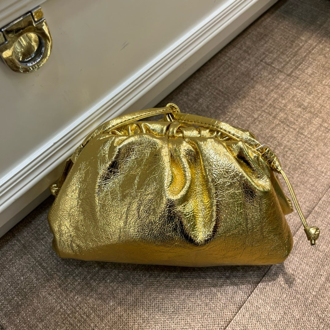 Women's Design Genuine Leather Dumpling Clutch Cowhide Bags