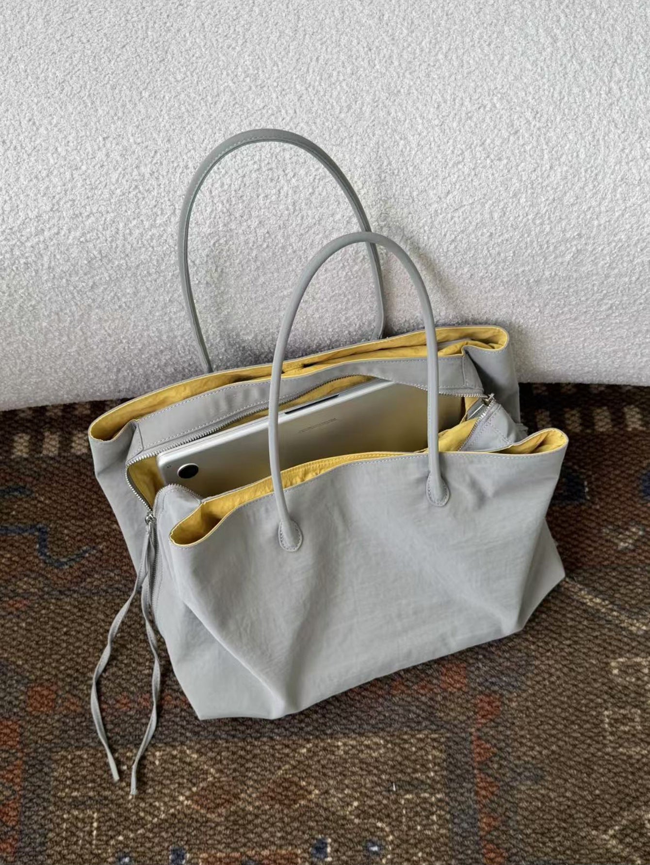 Large Capacity Commuter Korean Style Gray Yellow Contrast Color Tote Bags